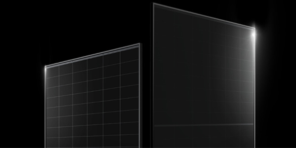 Distributore Moduli Fotovoltaici Doppio Vetro Aiko Solar 470 W